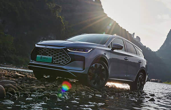 全系900V、激光雷达、CDC，新款极氪001 值得冲吗？